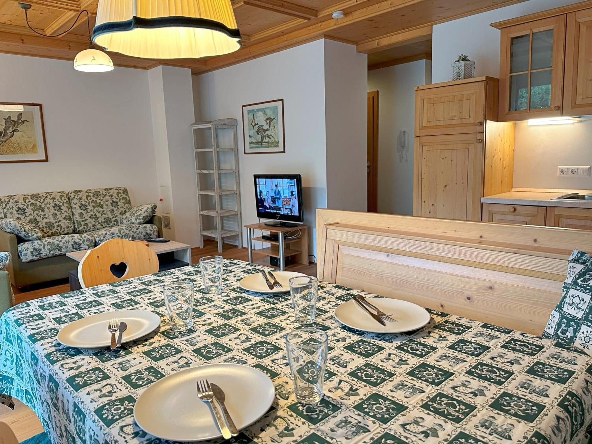 Haus Clara By Isa Badkleinkirchheim Apartment Бад Клайнкирххайм Екстериор снимка